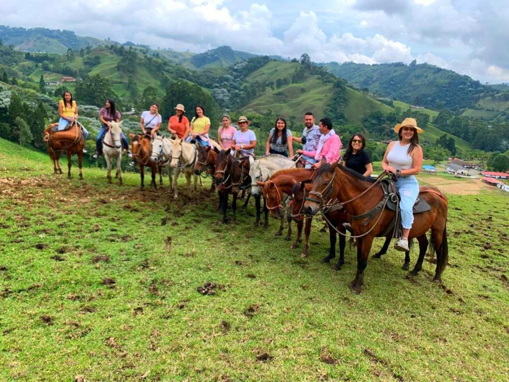 Finca Recreacional Marcelandia Santa Rosa de Cabal Buitenkant foto